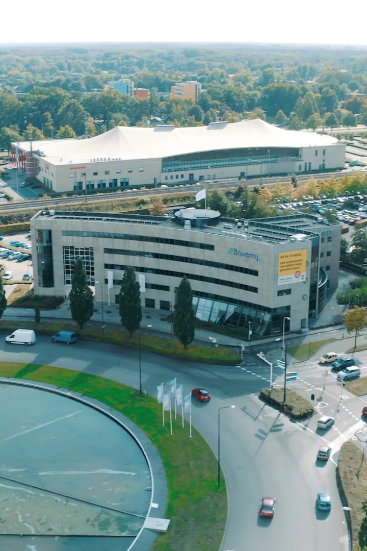 Bovenaanzicht van kantoorpand Bovemij Group in Nijmegen.